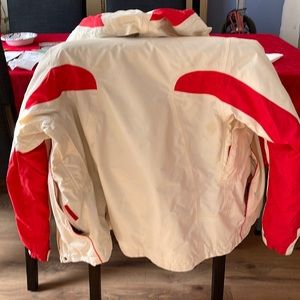 Ski snowboarding jacket